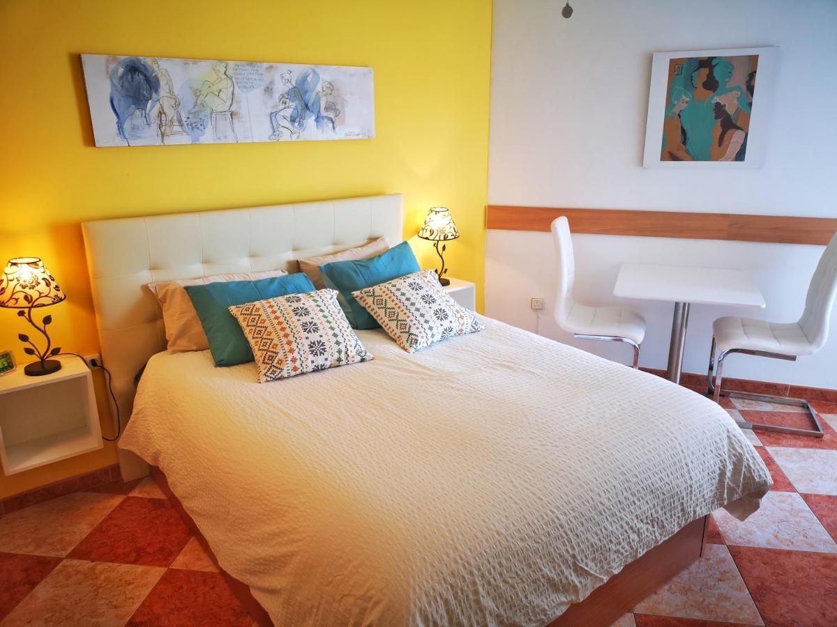 Studio Beso Del Mar Lejlighed Nerja Eksteriør billede